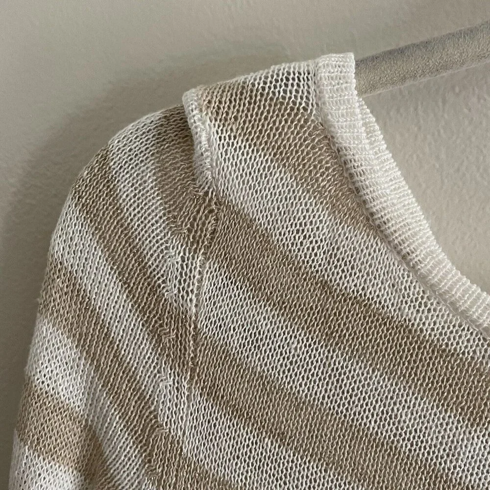 White House Black Market Women XXS Tan/White/Gold Metallic Striped Light Sweater